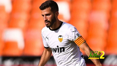 برشلونة يقترب من نجم فالنسيا