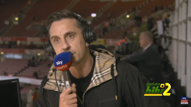 نيفيل : ليفربول سيعود وينافس على الدوري الإنجليزي هذا الموسم