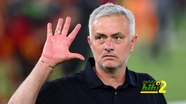مورينهو يقوم بمهاجمة لوزانو بعد مباراة نابولي !