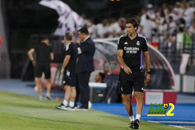 راؤول جونزاليس لا يقبل بترك ريال مدريد