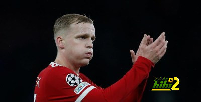 فان دي بيك مطلوب في الدوري الإسباني