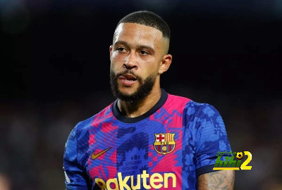 ديباي يضع شرطين للرحيل عن برشلونة في الشتاء