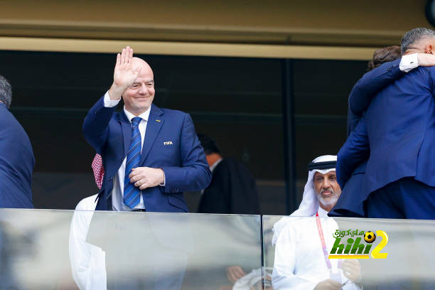 رئيس الفيفا حاضر في مدرجات لوسيل لمواجهة السعودية و الأرجنتين