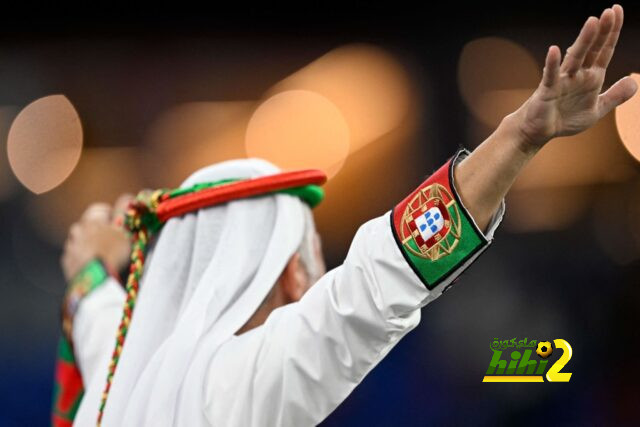 بالزي القطري.. جمهور البرتغال في ملعب 974