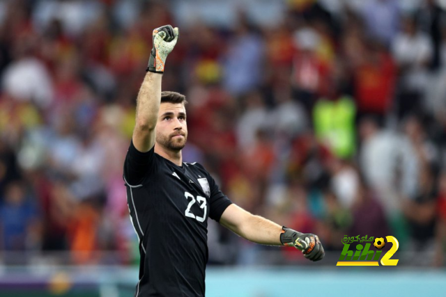 الفريق المقبل لأوناي سيمون حارس مرمى منتخب أسبانيا