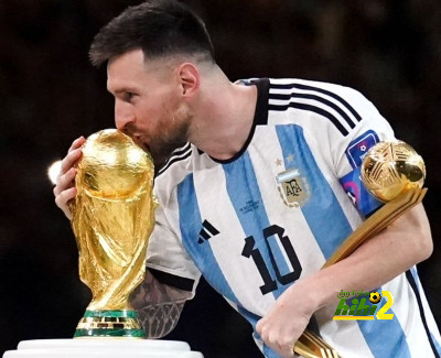 داني ألفيس بعد تتويج ميسي بكأس العالم: أيها الوغد كل هذا العالم يحبك