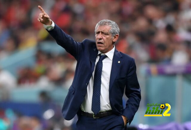 سانتوس يقترب من قيادة منتخب بولندا