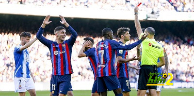 البطاقات الحمراء تهدد برشلونة فى الديربي