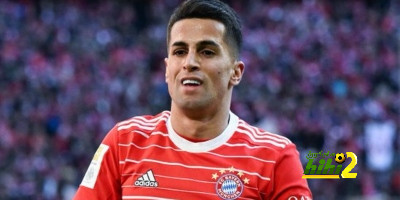 أرسنال يقترب من التعاقد مع جواو كانسيلو