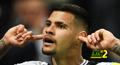 نيوكاسل يصدم برشلونة بشأن سعر جيماريش