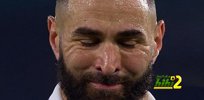 أسباب قد تدفع بنزيما إلى تجديد عقده مع ريال مدريد