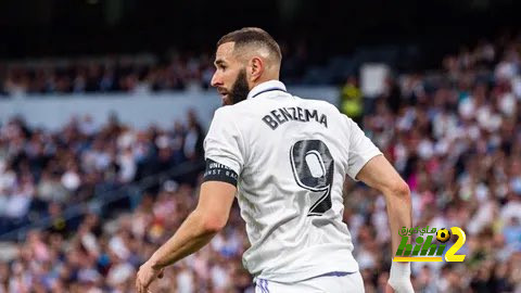 بنزيما يبلغ ريال مدريد بهذا القرار