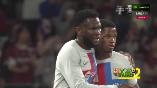 برشلونة يسجل الهدف الأول في شباك فيسيل كوبي