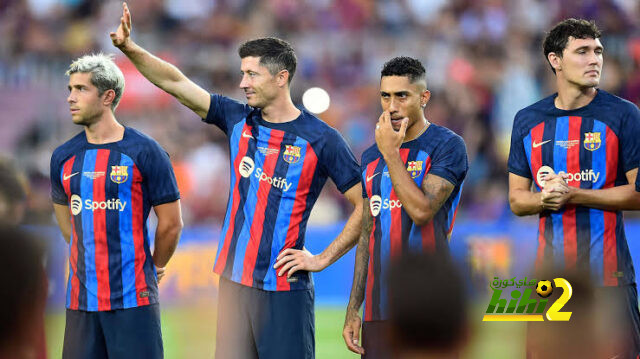 لاعب برشلونة يعلن رحيله عن الفريق الأول
