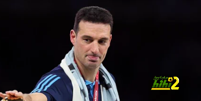 دليل على وفاء سكالوني المدرب البطل