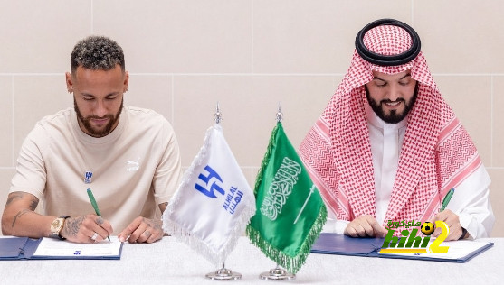 جلسة توقيع نيمار مع فهد بن نافل رئيس الهلال السعودي |صور