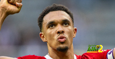 أرقام أرنولد في مباراة ليفربول ونيوكاسل