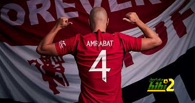لماذا رفض اليونايتد منح القميص رقم 4 لفاران وإعطاءه لأمرابط ؟