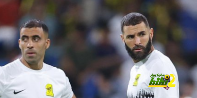 التخطبات تلاحق بنزيما.. تراجع جديد لقيمة نجم الاتحاد