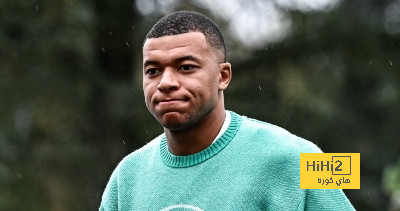 صور.. وصول ديمبلي ومبابي لمعسكر منتخب فرنسا