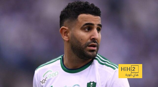 لا يُمكن مقارنته بي.. ماذا فعل رياض محرز عند سؤاله عن نجم الهلال؟