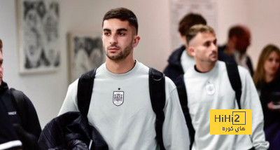 صور.. بعثة منتخب إسبانيا تصل قبرص