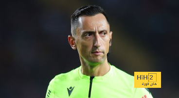 الموندو تشيد بأداء سانشيز مارتينيز التحكيمي في مواجهة برشلونة وأتليتكو مدريد