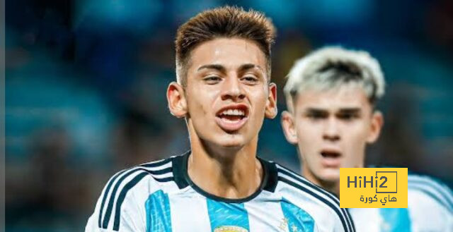 برشلونة ينافس عمالقة أوروبا لضم كلاوديو إيتشيفيري.. ولكن!