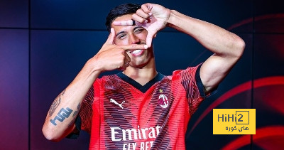 مهاجم ميلان عن سبب رفضه الانتقال إلى برشلونة 