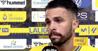 لاعب لاس بالماس ينتقد التحكيم بعد الهزيمة أمام برشلونة
