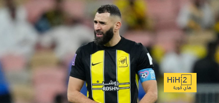 بنزيما يستقر على كتابة التاريخ مع الاتحاد