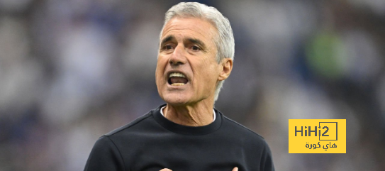3 مراكز طلب كاسترو تدعيمها في النصر هذا الشتاء