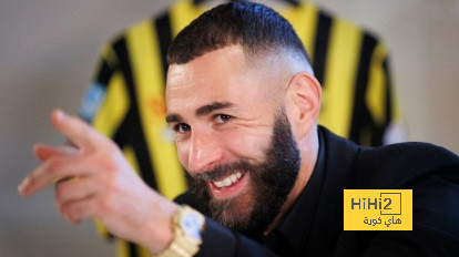 أغيري : بينزيما لم يقرر بعد الرحيل عن الاتحاد