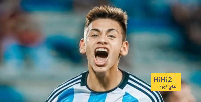مدرب ريفر بليت يشيد بأداء لاعب مانشستر سيتي كلاوديو إيتشفيري