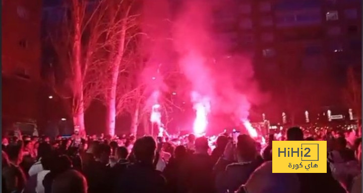جمهور ريال مدريد يشعل الأجواء خارج السانتياجو برنابيو