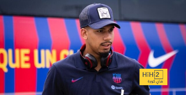 برشلونة يصل ملعب مونتجويك قبل لقاء غرناطة