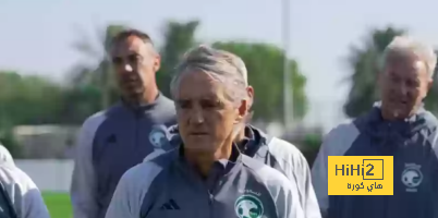 كم مباراة حضرها مانشيني في دوري روشن من أرض الملعب؟