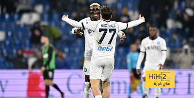 نابولي يدمر ساسولو بسداسية في الدوري الإيطالي