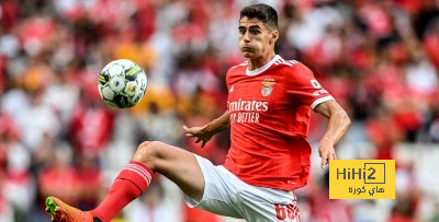 مانشستر يونايتد يضع عينه على مدافع بنفيكا