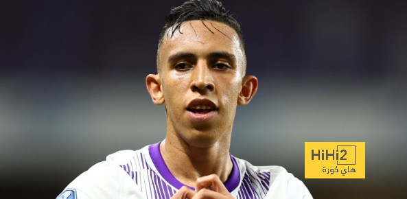 سفيان رحيمي يتقدم للعين أمام النصر