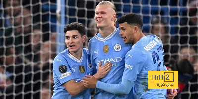 هالاند يعادل أهداف أجويرو بدوري الأبطال