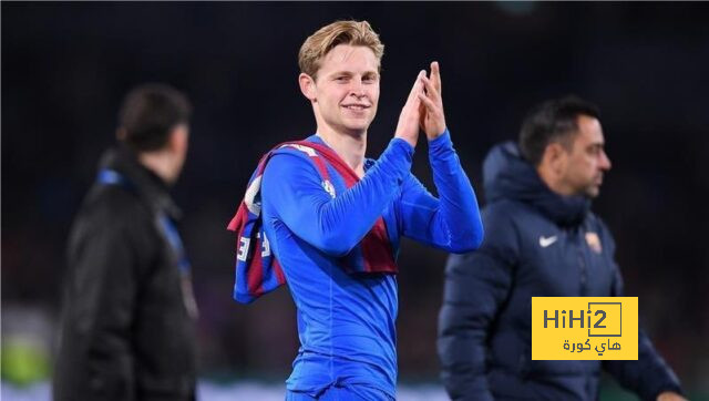 برشلونة يفكر في التخلي عن دي يونج.. وهذا النادي يترقب الموقف