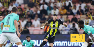 عين على كريم بنزيما في مباراة التعاون