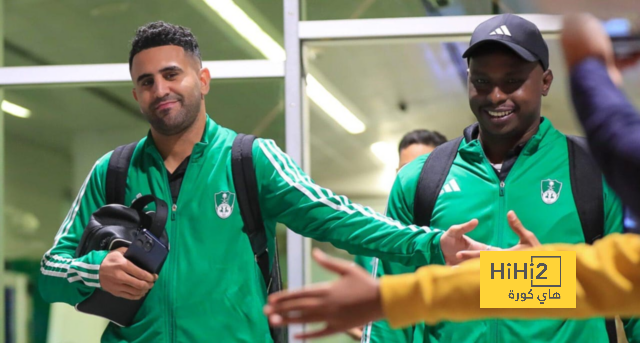 الأهلي يصل ملعب مباراة الرياض