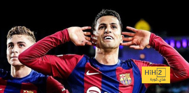 خطة برشلونة لمركز الظهير الأيمن