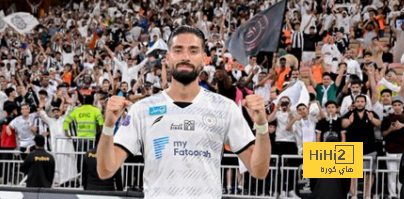 كاراسكو.. موسم كبير مع الشباب