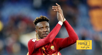 هل يستمر تامي أبراهام مع روما بالموسم القادم؟