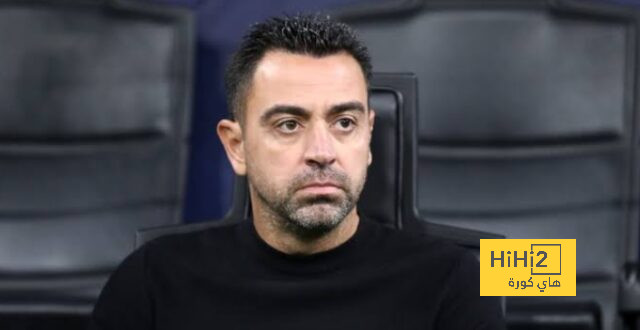 هل أبلغ برشلونة تشافي بقرار الرحيل؟