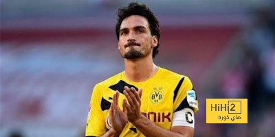 بوروسيا دورتموند يستقر على رحيل مدافعه