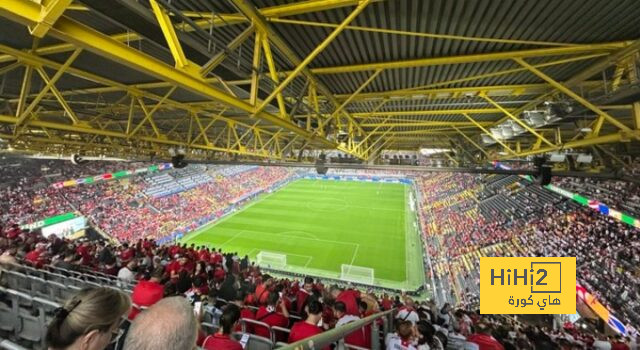 الجماهير تنتشر في ملعب بروسيا قبل لقاء تركيا و جورجيا